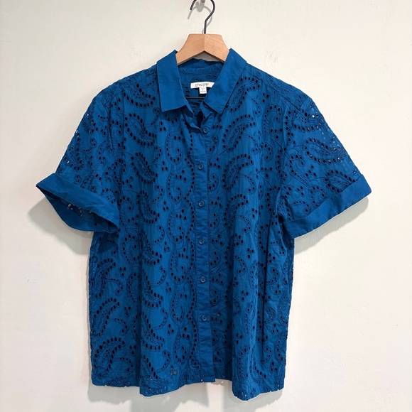 Chicos Short Sleeve Paisley Eyelet Button Down Top - Picture 3 of 13